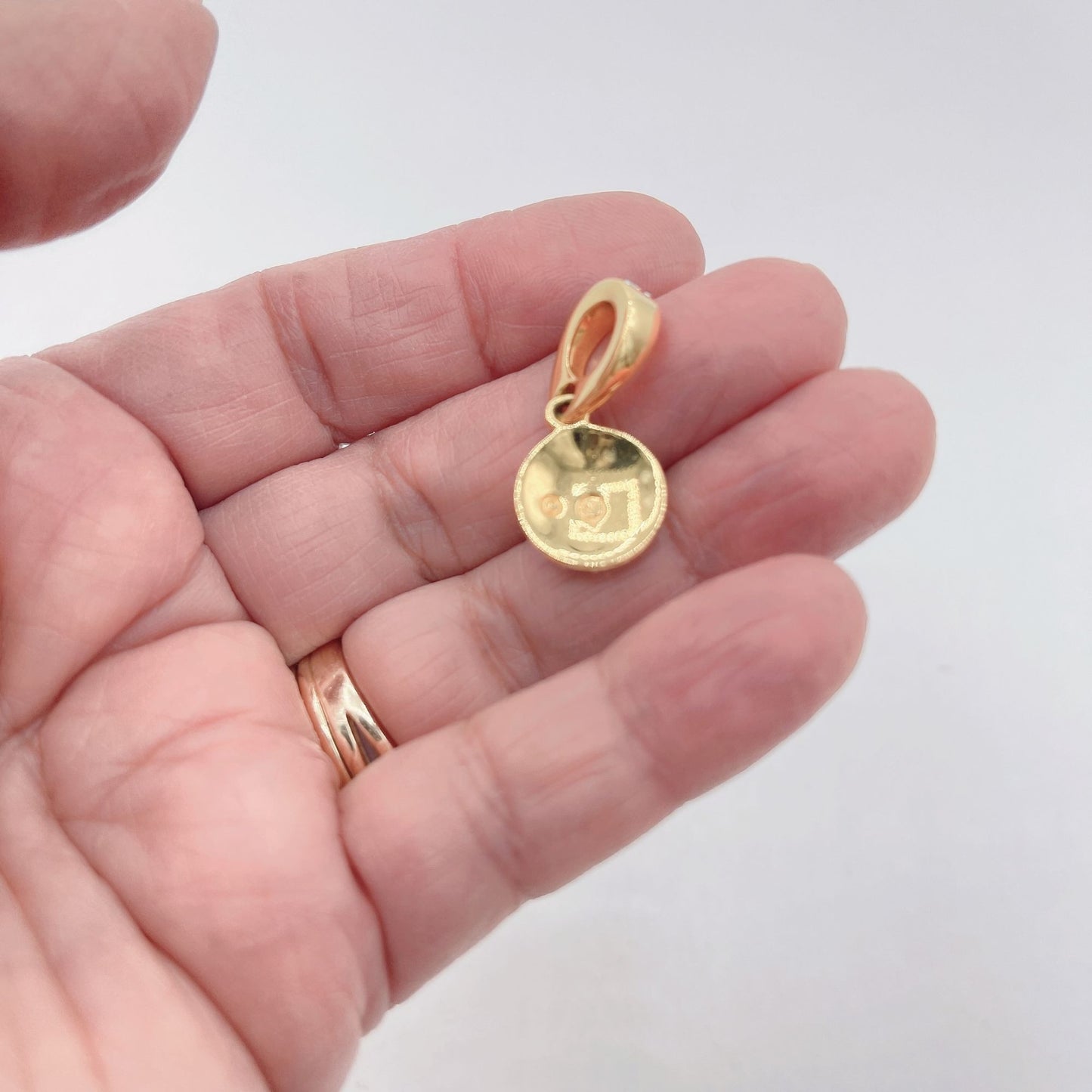 Swarovski Crystals Round Gold Pendant Small
