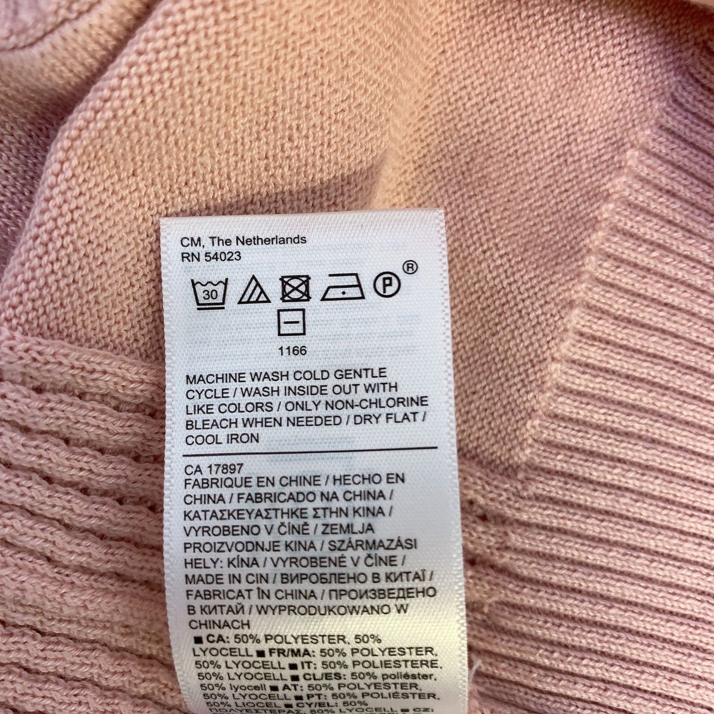 Athleta Women's Evergreen Hoodie Sweater Medium Blush Pink 50% Polyester & 50% Lyocell