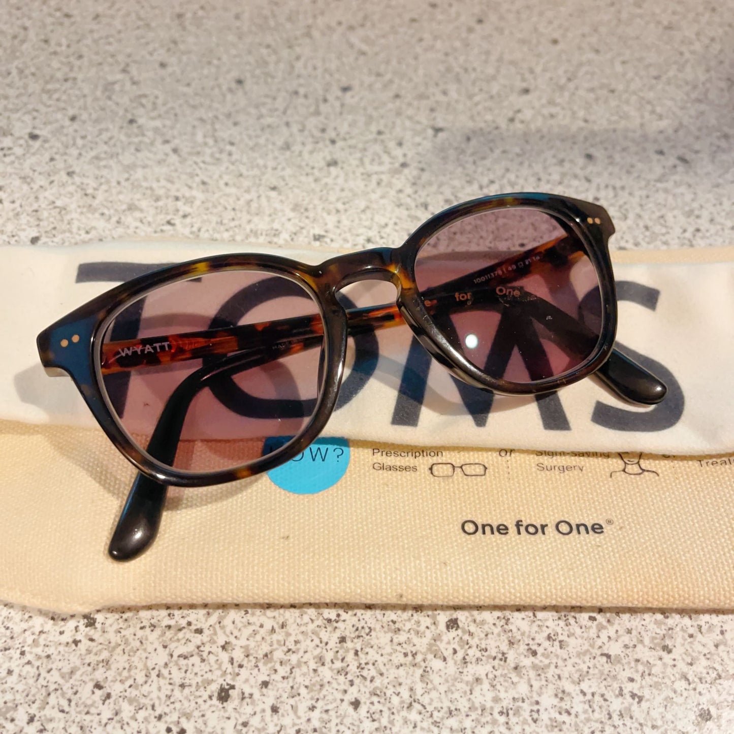 *Toms Tortoise Small Round Sunglasses