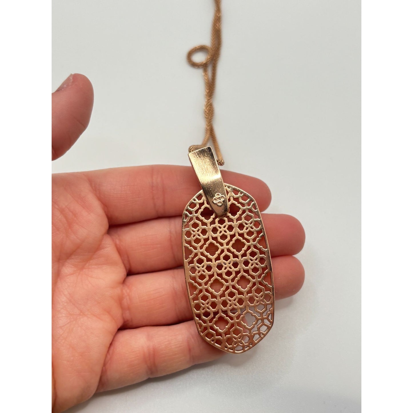 Kendra Scott Filigree Pendant Necklace - Rose Gold Tone