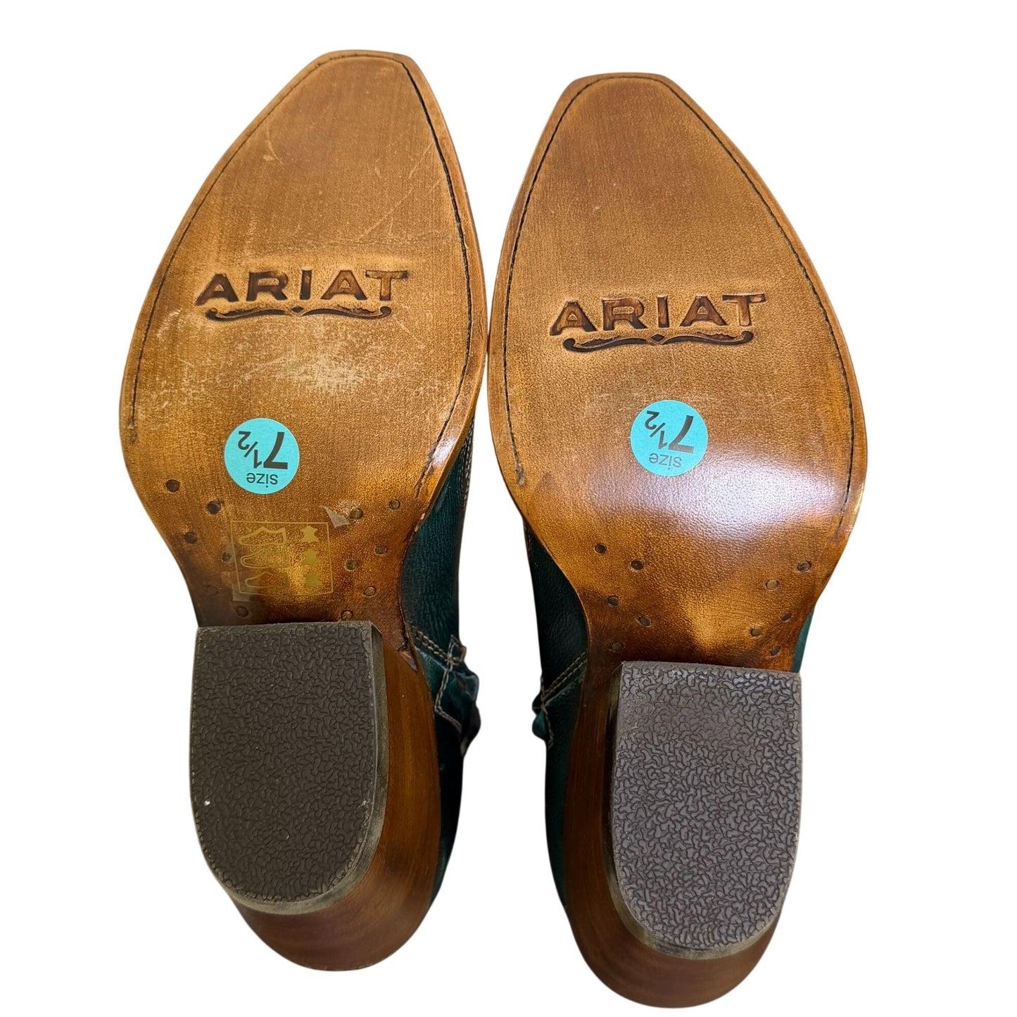 NWT Ariat Green Leather Western Ankle Boots With Embroidered Details Size 7.5