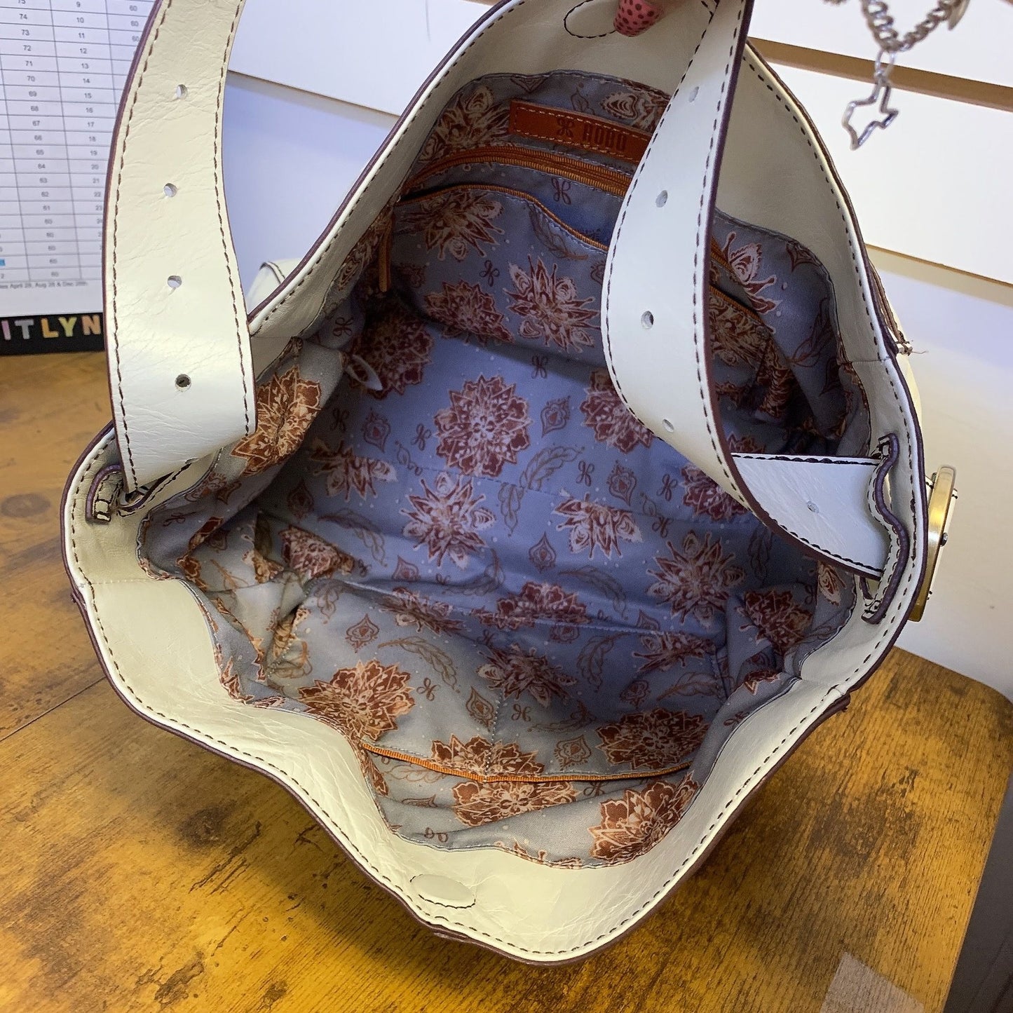Hobo Randal Cream Leather Shoulder Bag