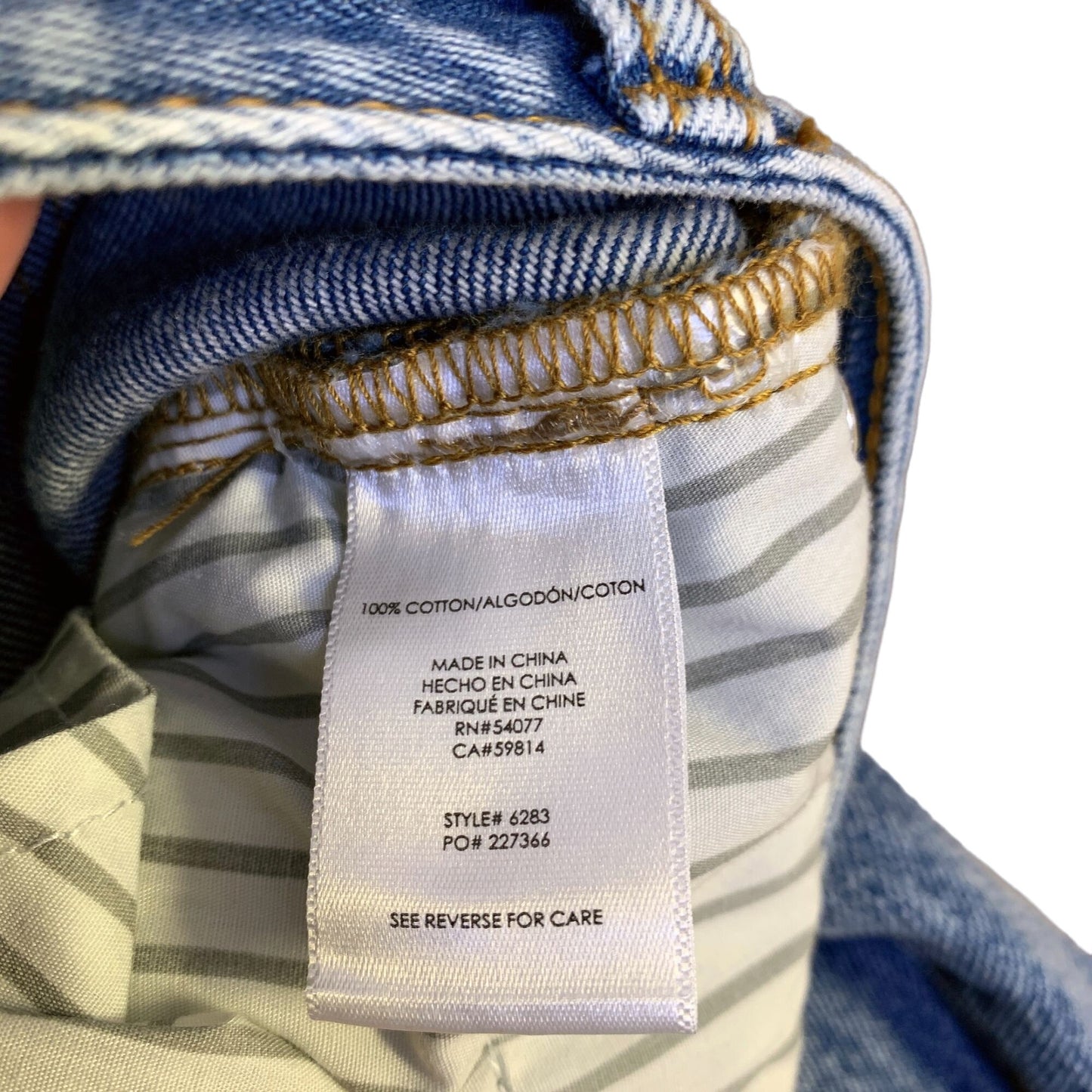 *NWT Cabi Blue Distressed Denim Jeans Size 6