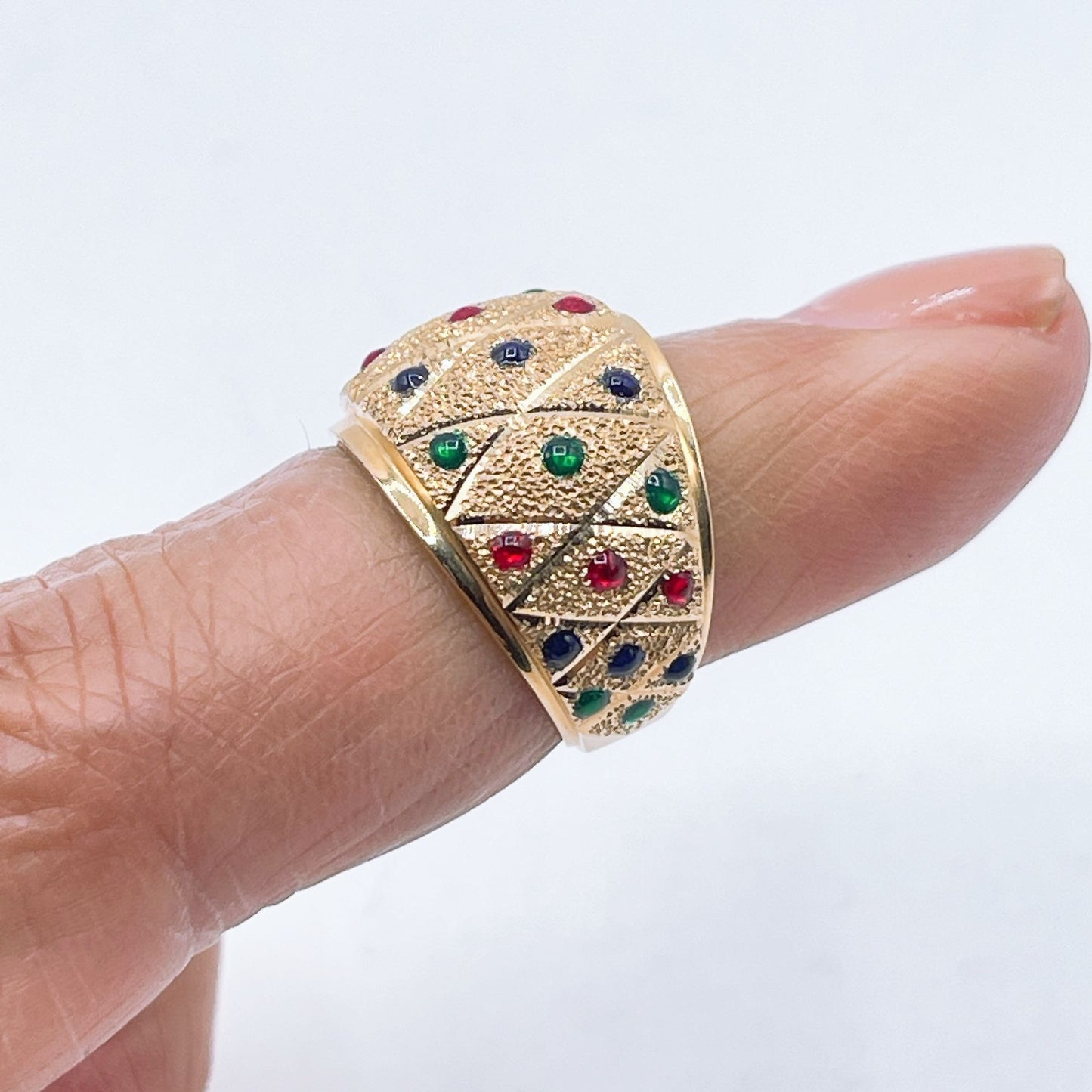 14k Gold Dome Ring With Multicolor Gemstone Accents Harlequin Pattern Design Size 5