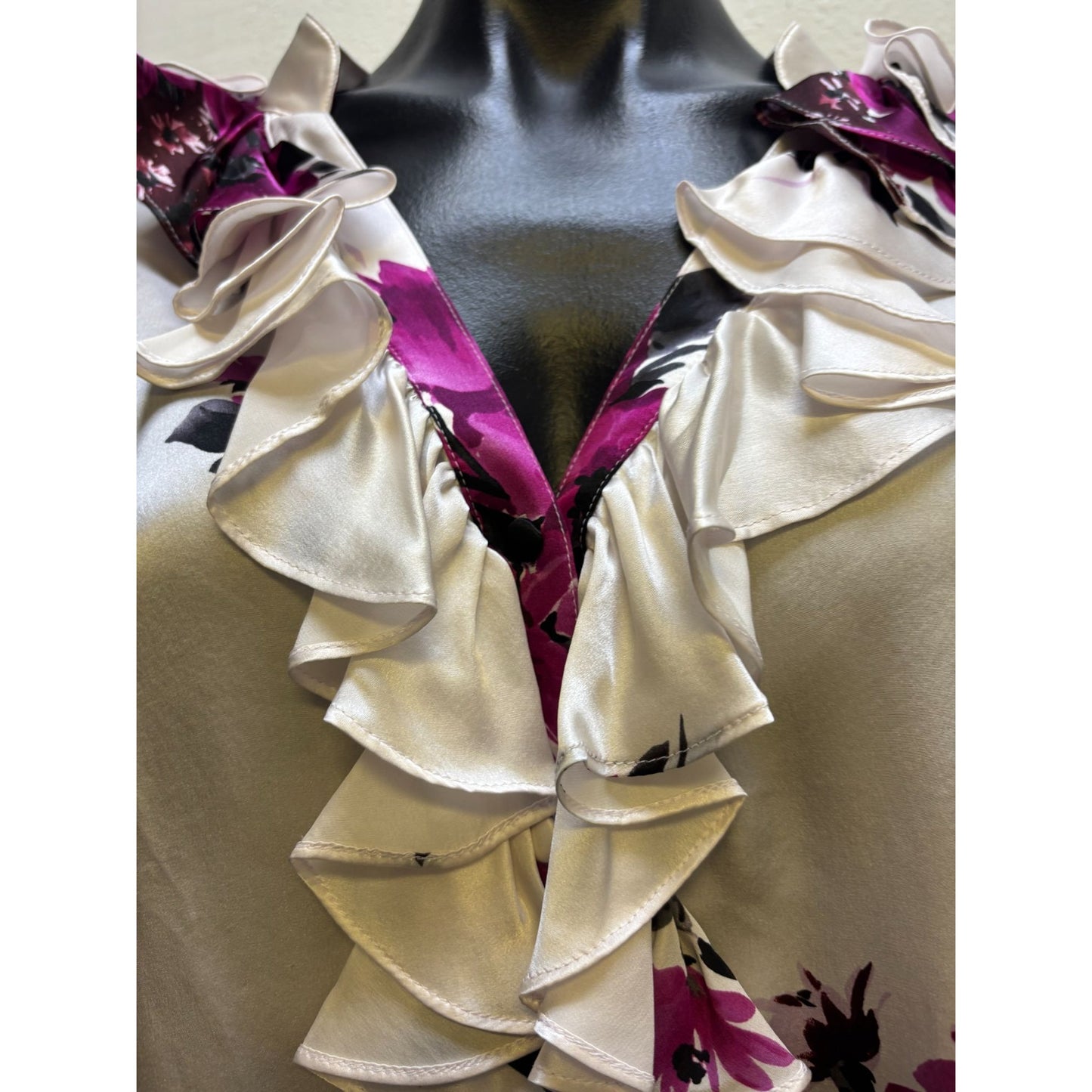 NWT St. John Collection Floral Ruffle Blouse Rose Multi Color 16