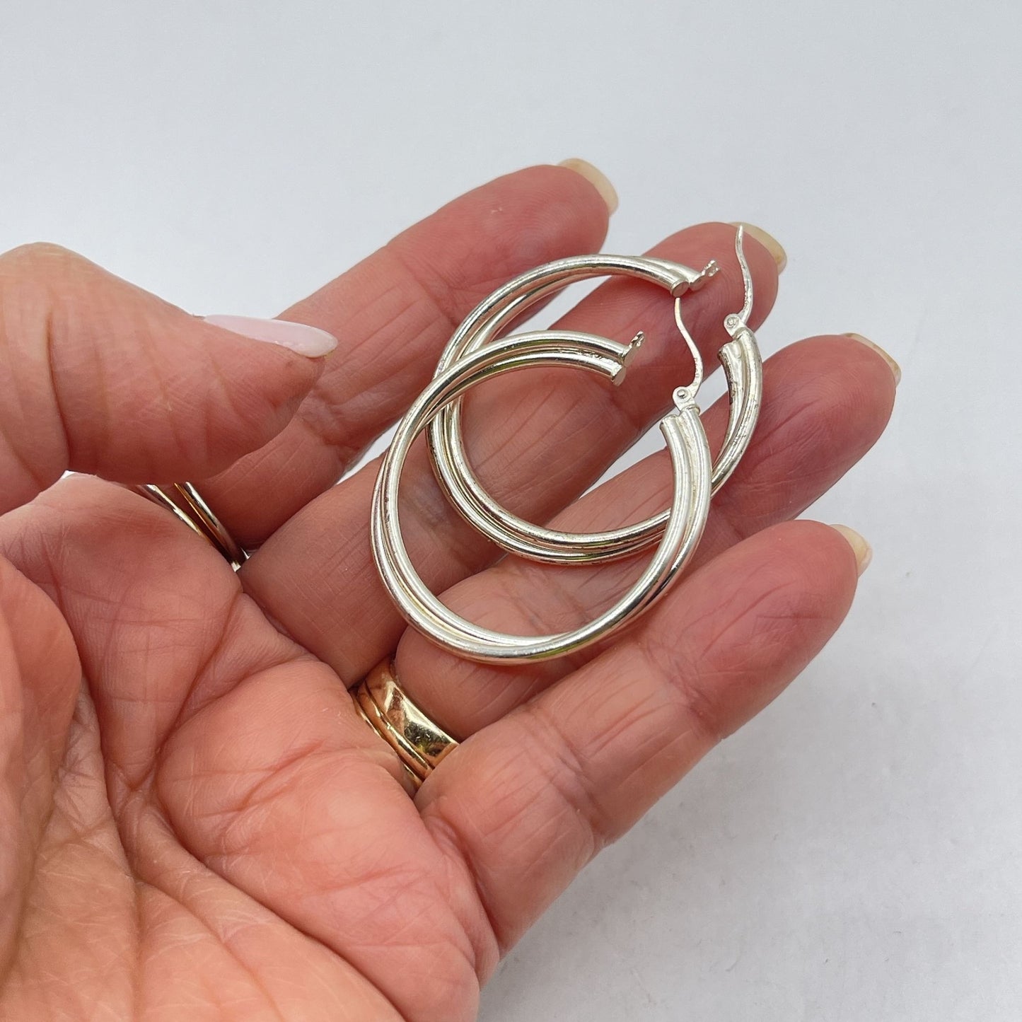 925 Sterling Silver Textured Hoop Earrings Round