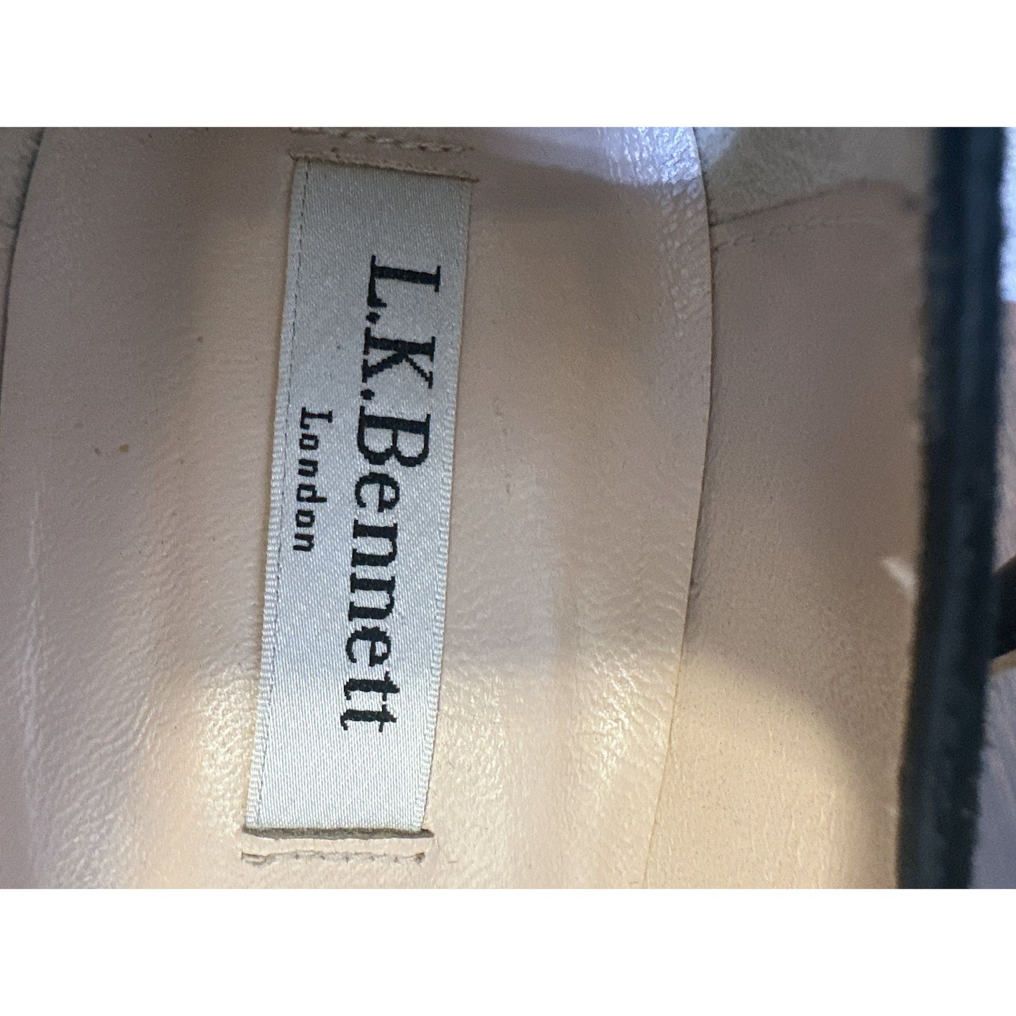 L.K. Bennet Black Leather & Suede Stiletto Heels Pointed Toe Size 8.5