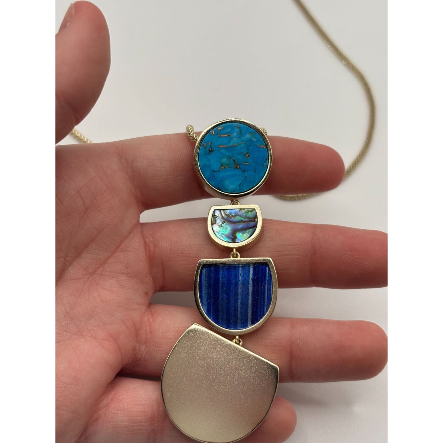 Kendra Scott Luna Gold Pendant Necklace Blue Stone & Adjustable Chain