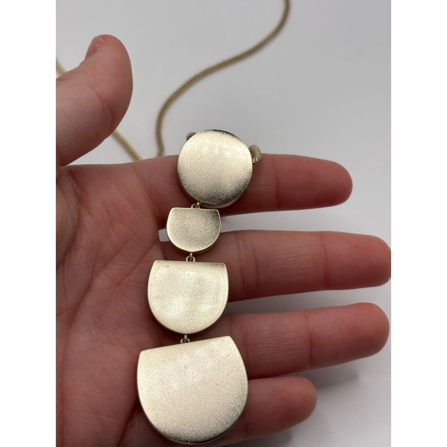 Kendra Scott Luna Gold Pendant Necklace Blue Stone & Adjustable Chain