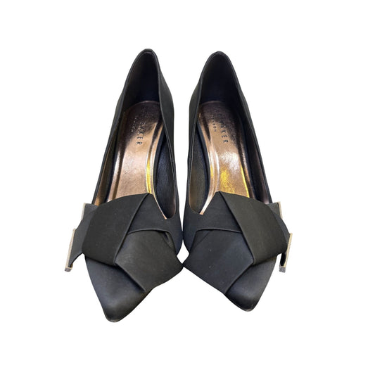 Ted Baker London Black Heels With Bow Detail Size 9