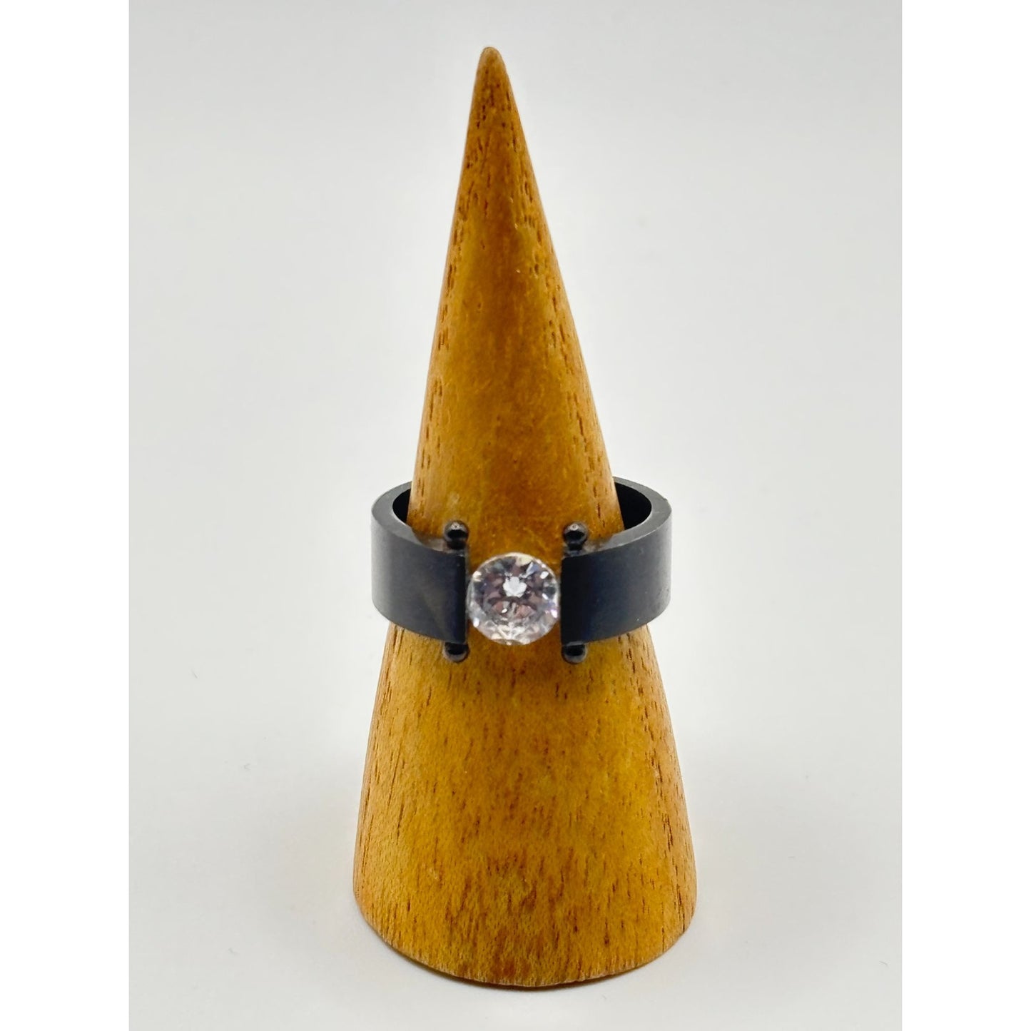 De La Cruz Black Titanium Ring With Free-Floating Clear Stone Size 9.75