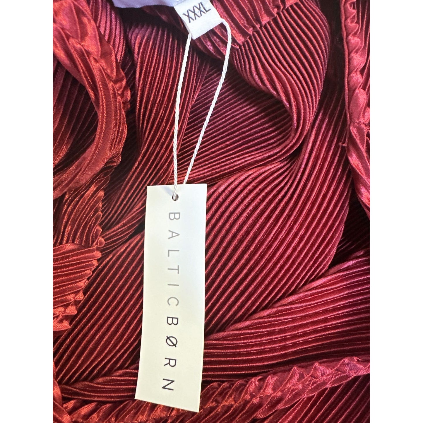 NWT Baltic Born Vintage Red Accordion Long-Sleeve Maxi Dress w V-Neckline Size 3X