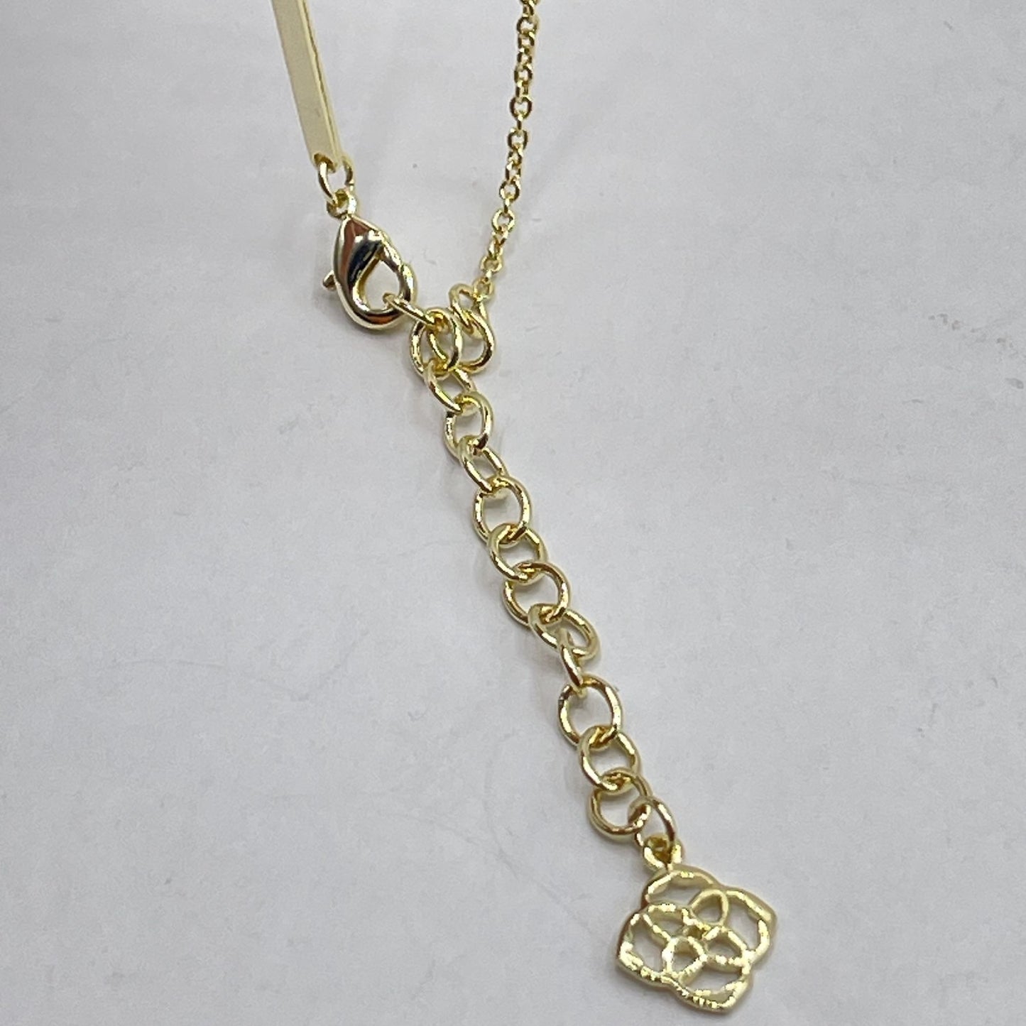 Kendra Scott Gold-Plated Chain Necklace With Green Gemstone Pendant