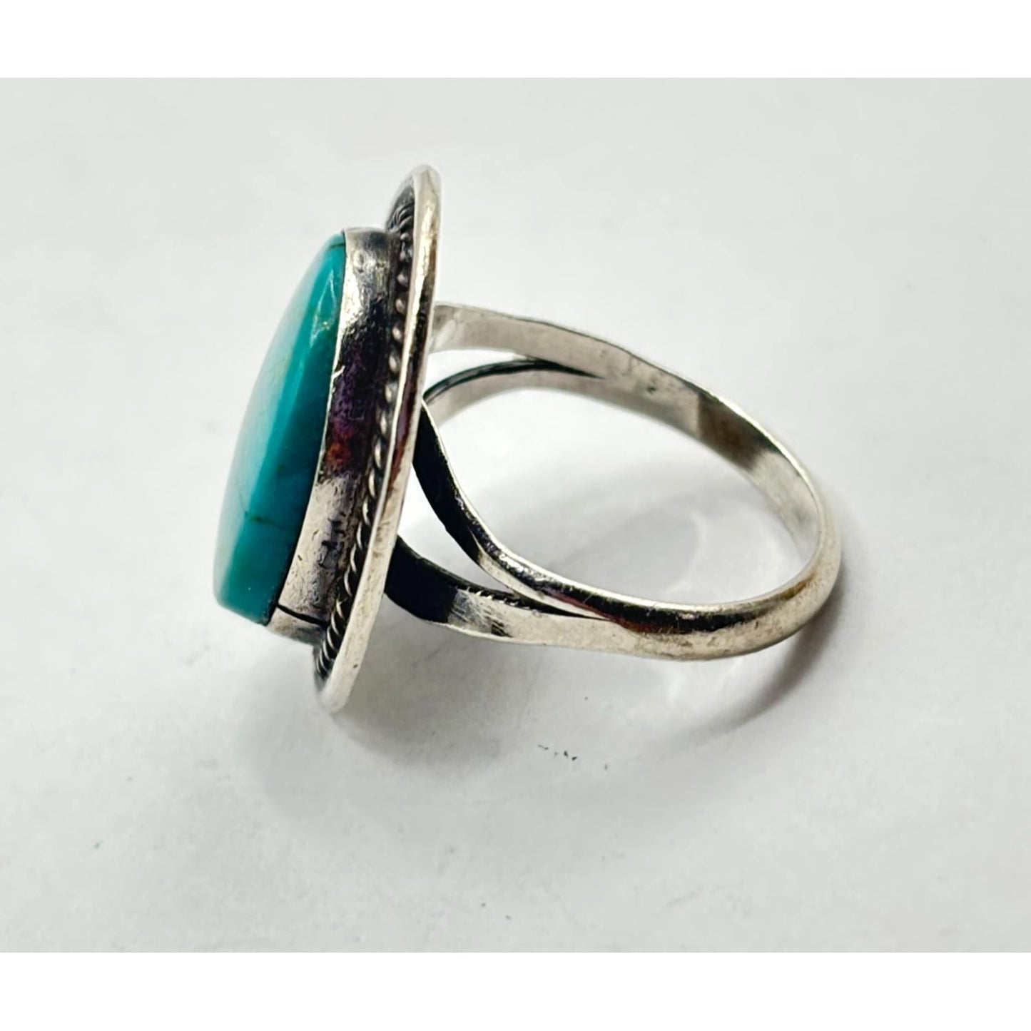 Vintage Turquoise & Silver Tone Oval Ring Size 7.5