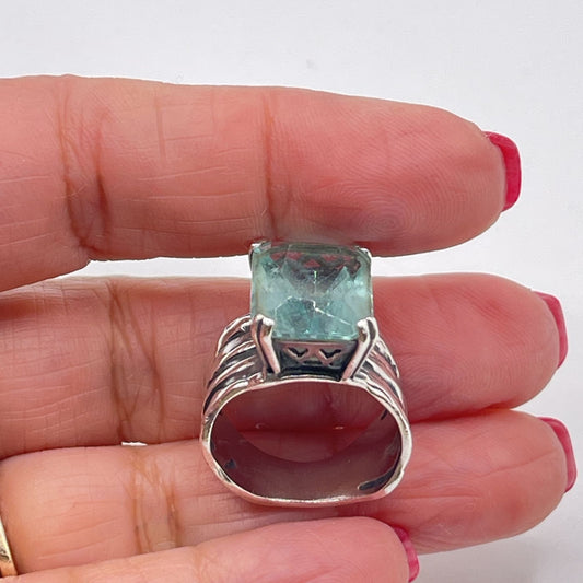 Silpada Retired Sterling Silver Wide Band Ring Aqua Blue-Green Stone Textured Design 7.5