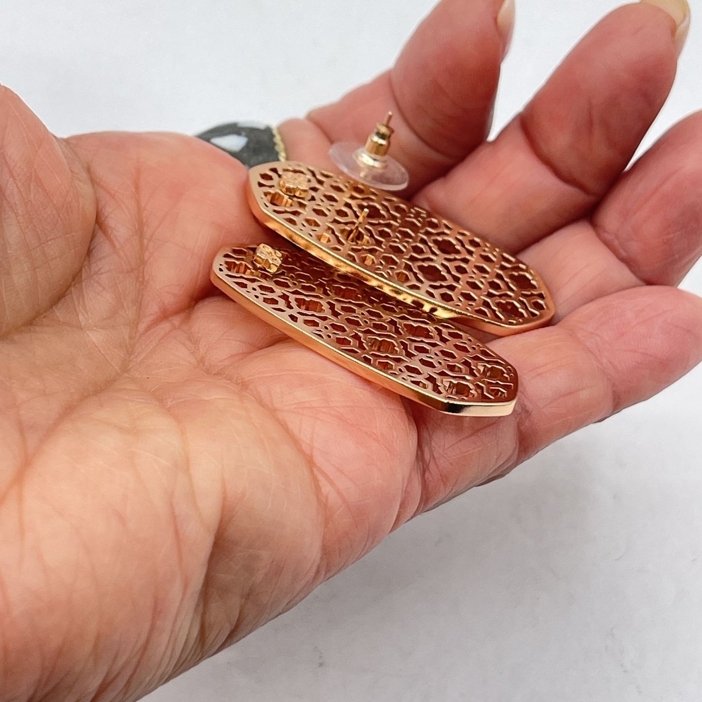 Kendra Scott Rose Gold Filigree Drop Earrings