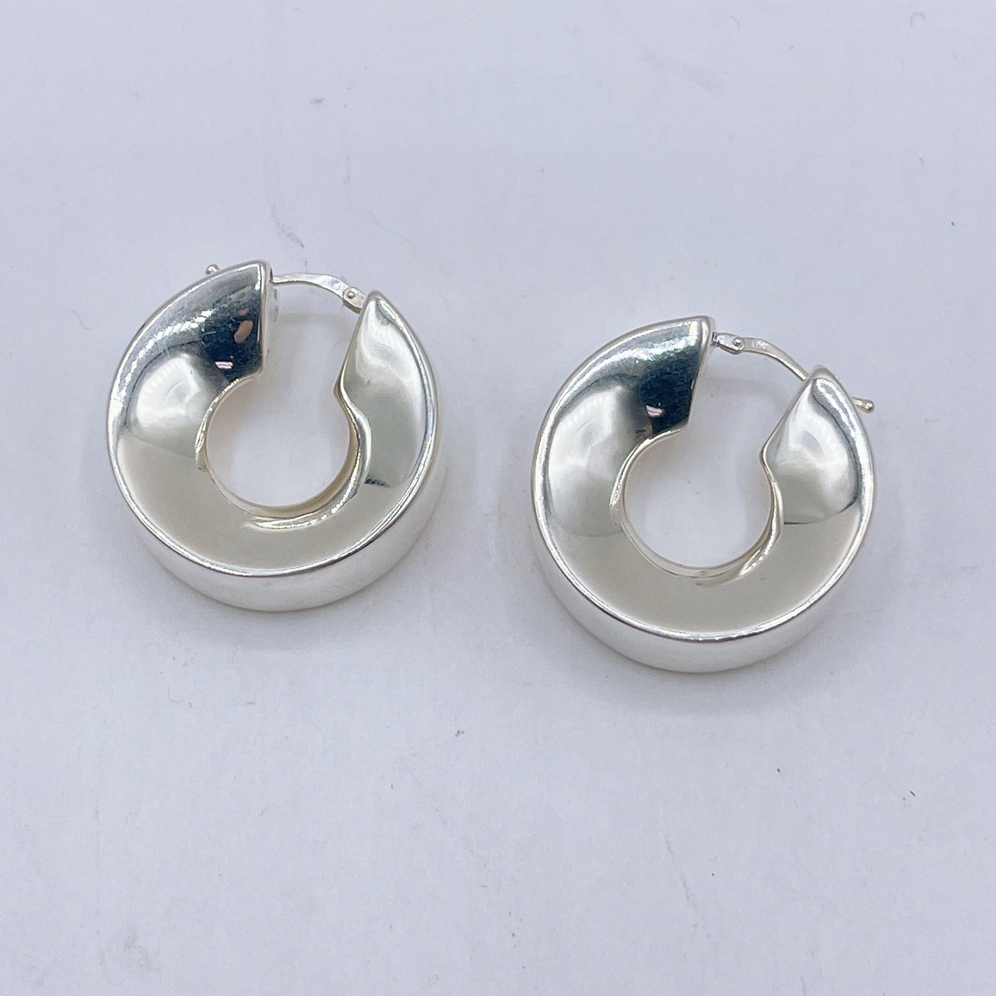 925 Sterling Silver Chunky Hoop Earrings Polished Finish Lightweight M
