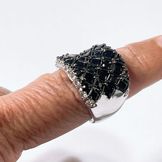 925 Sterling Silver Black Stones Grid Design Size 9