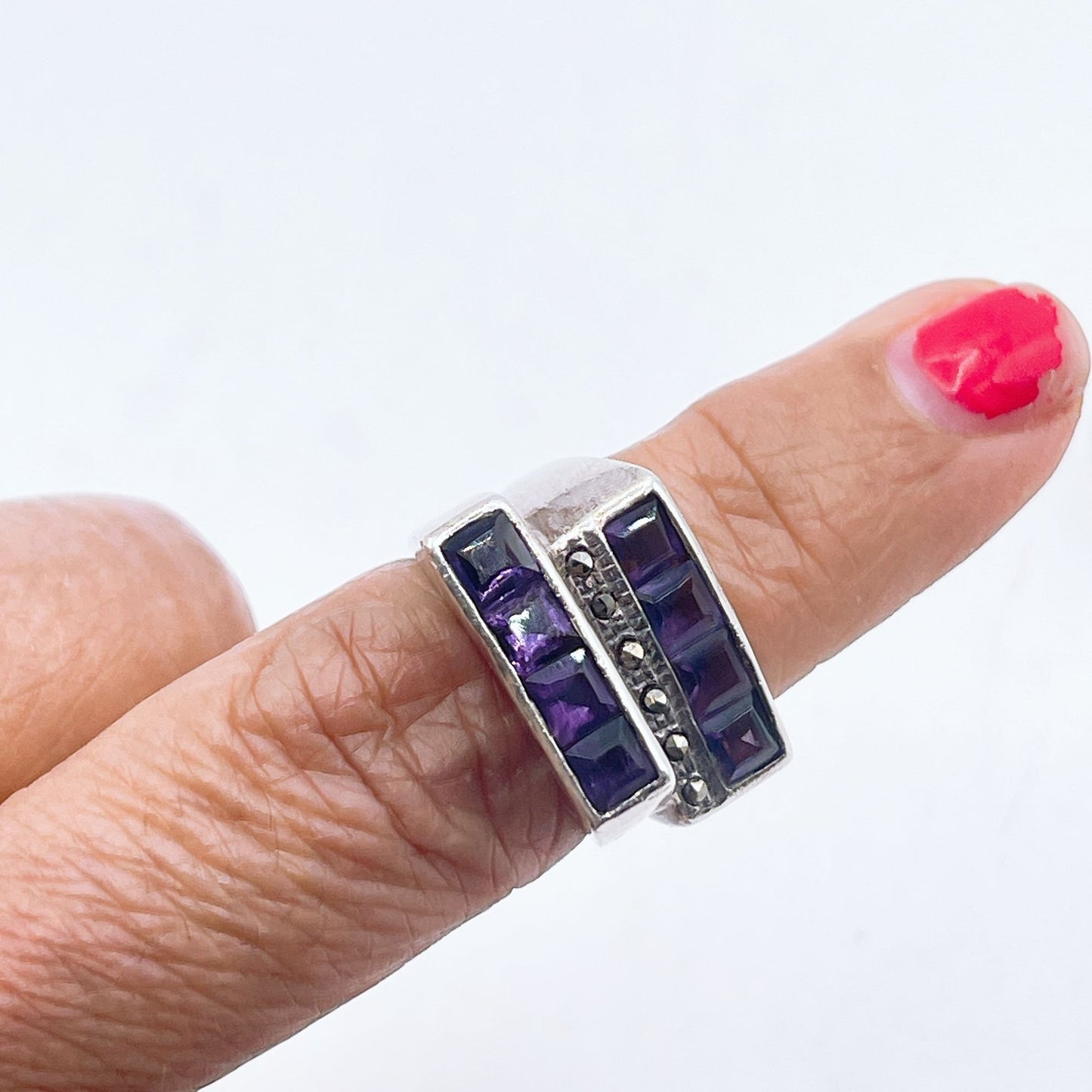 Vintage 925 Sterling Silver Amethyst & Marcasite Statement Ring Size 6.5