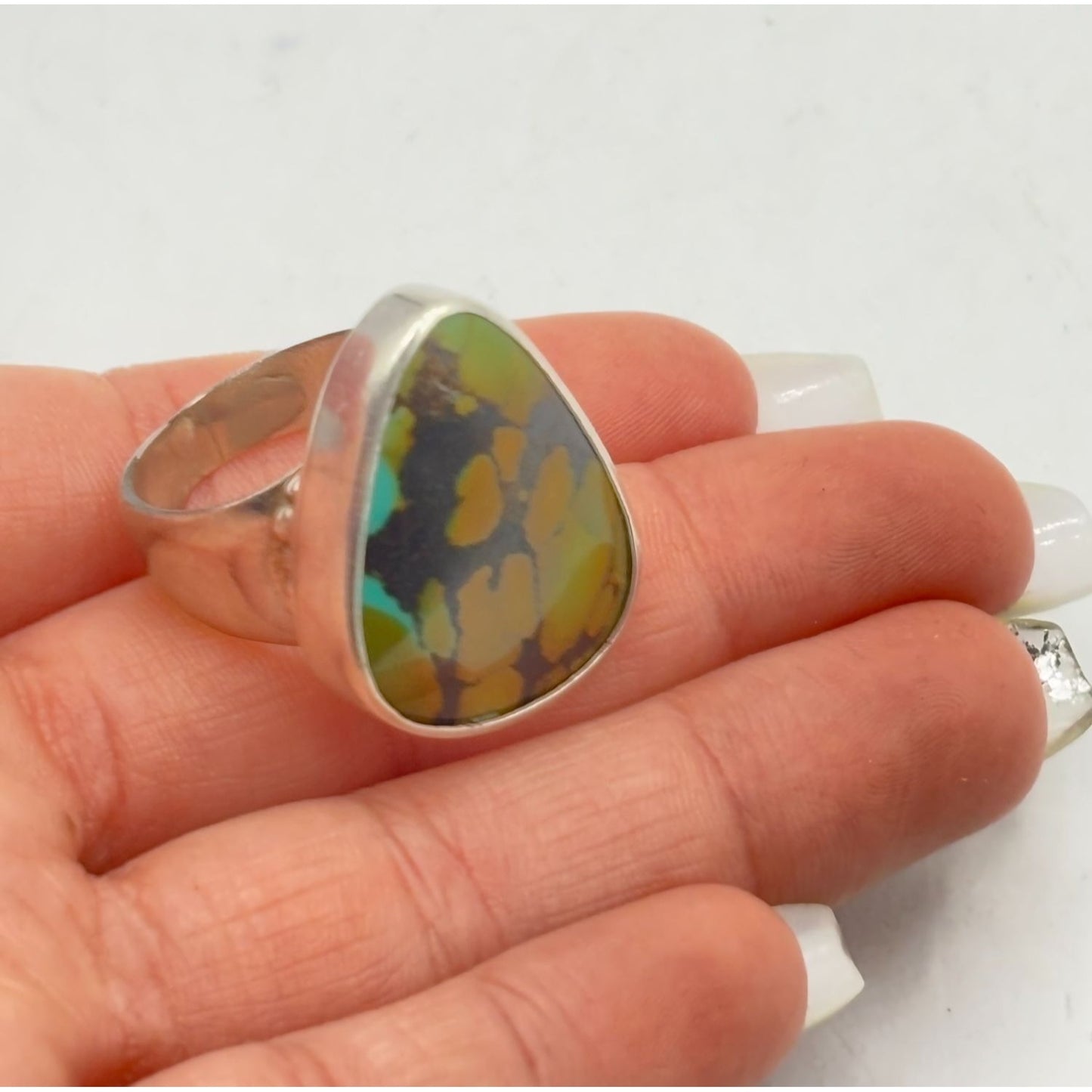 Sterling Silver .925 Tear Drop Turquoise Ring Size 7
