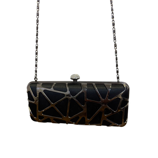 Olga Berg Black Geometric Metal Clutch With Chain Strap