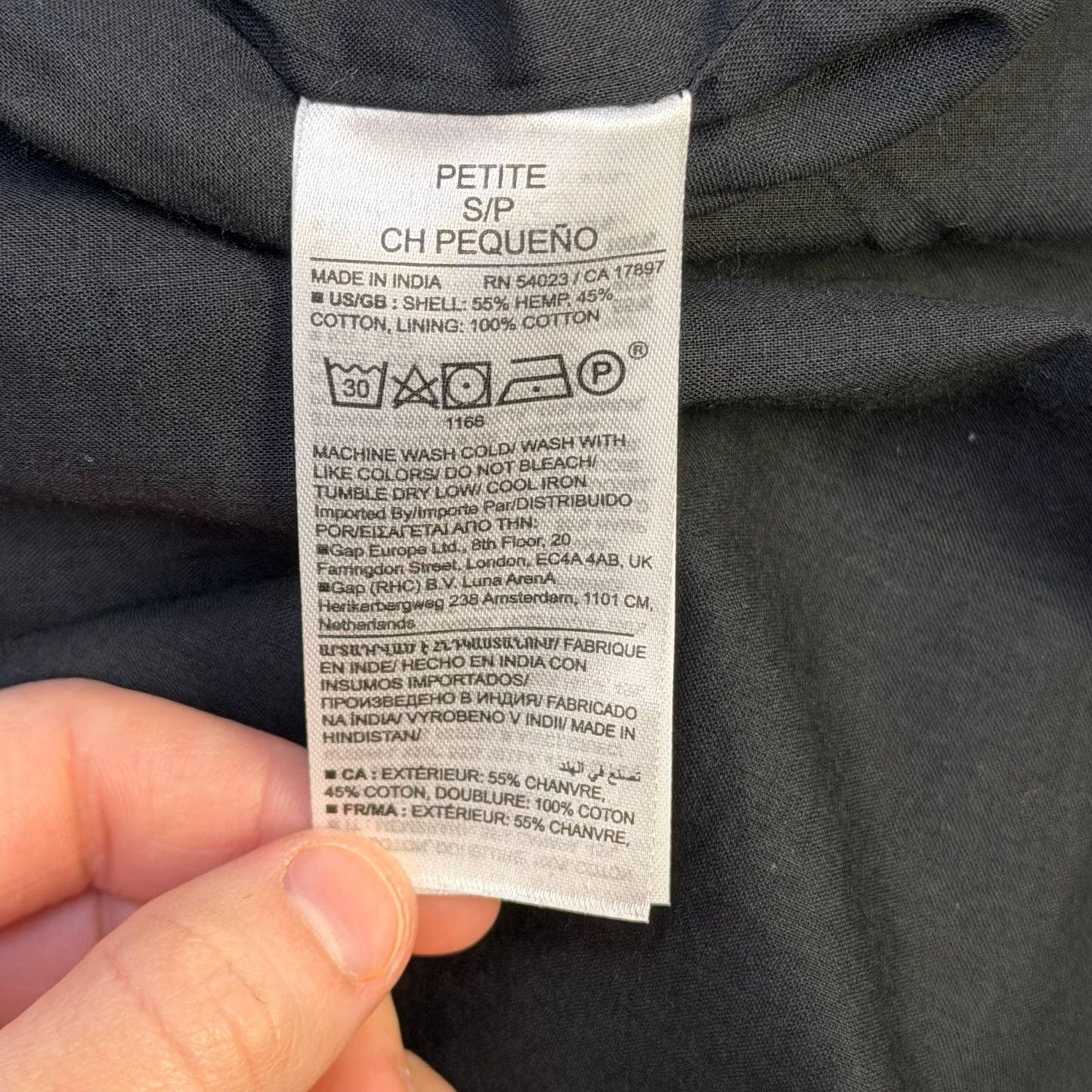 Banana Republic Black Shift Dress With Front Pocket Detail S