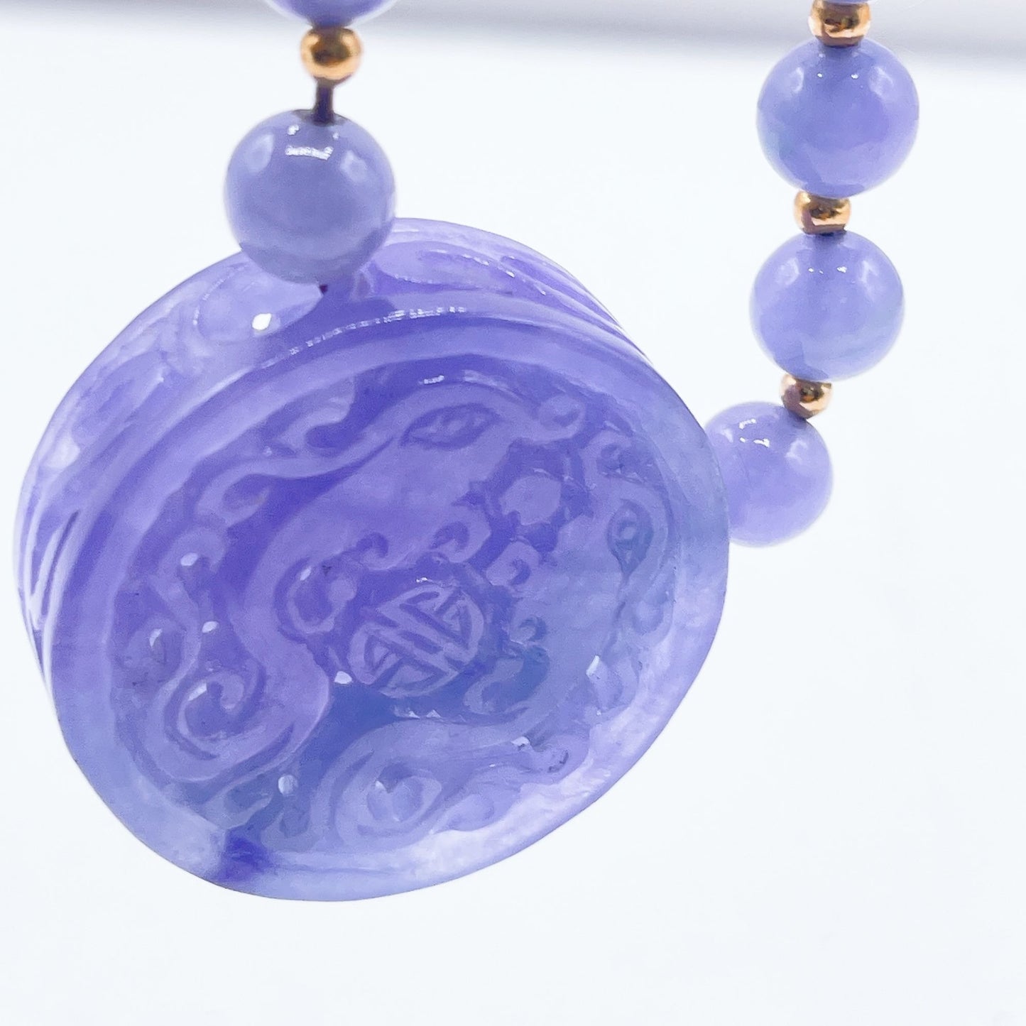 Vintage Lavender Jade & 14K Yellow Gold Bead Necklace With Carved Jade Pendant