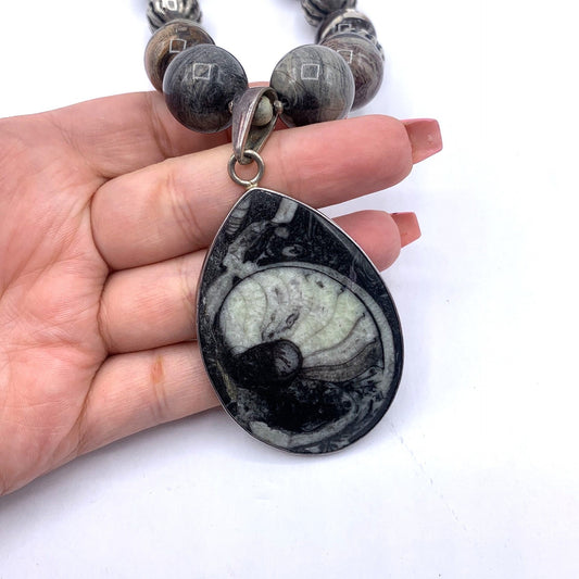 Charles Albert Vintage Orthoceras Fossil Pendant Black & Gray 925 Silver Beaded Necklace