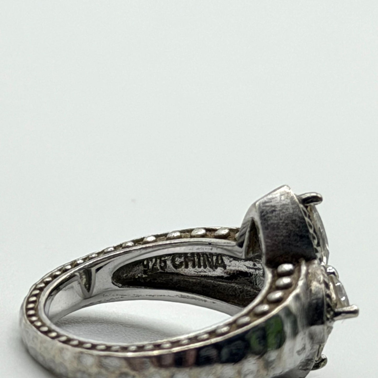 925 Silver Marquise - CZ Intricate Floral Design Hammered Band Ring 5.5