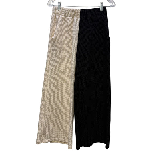 See & Be Seen Pants & Top Set Black & Cream Geometric Textured Pattern S