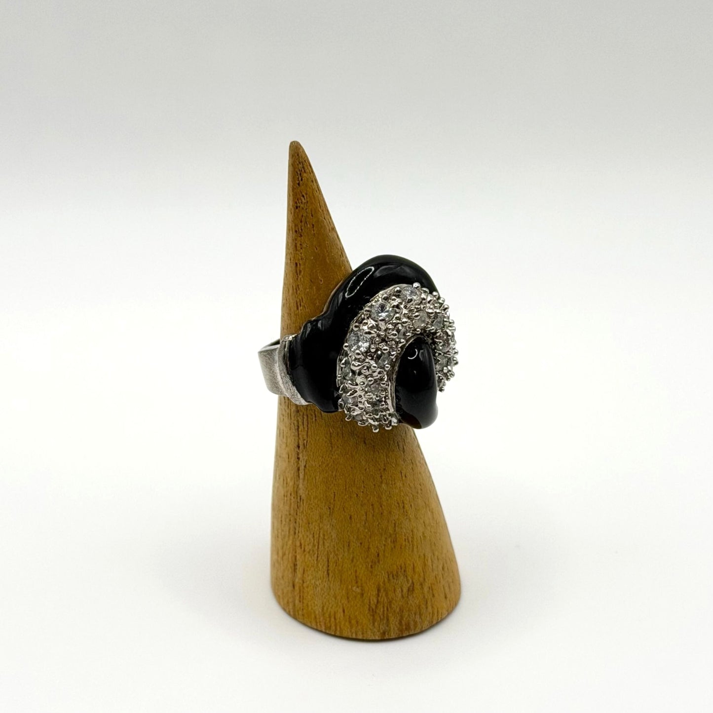 Vintage Silver & Black Enamel Cocktail Ring With Clear Crystal Accents Size 6.5