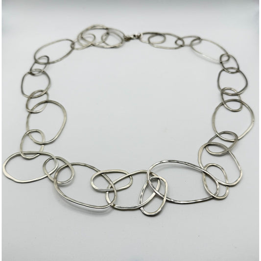 Silpada 925 Sterling Silver Hammered Oval Link Necklace