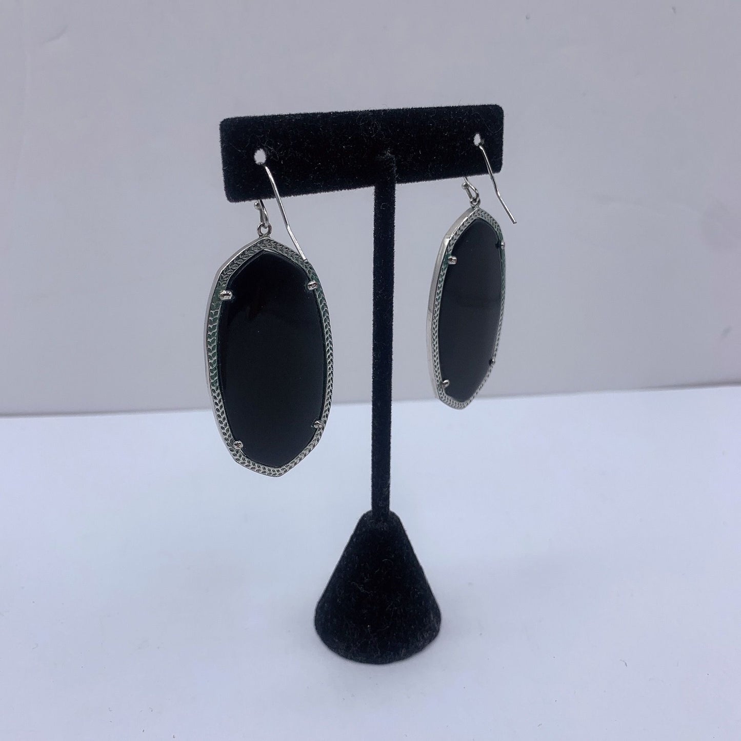 Kendra Scott Black Oval Drop Earrings
