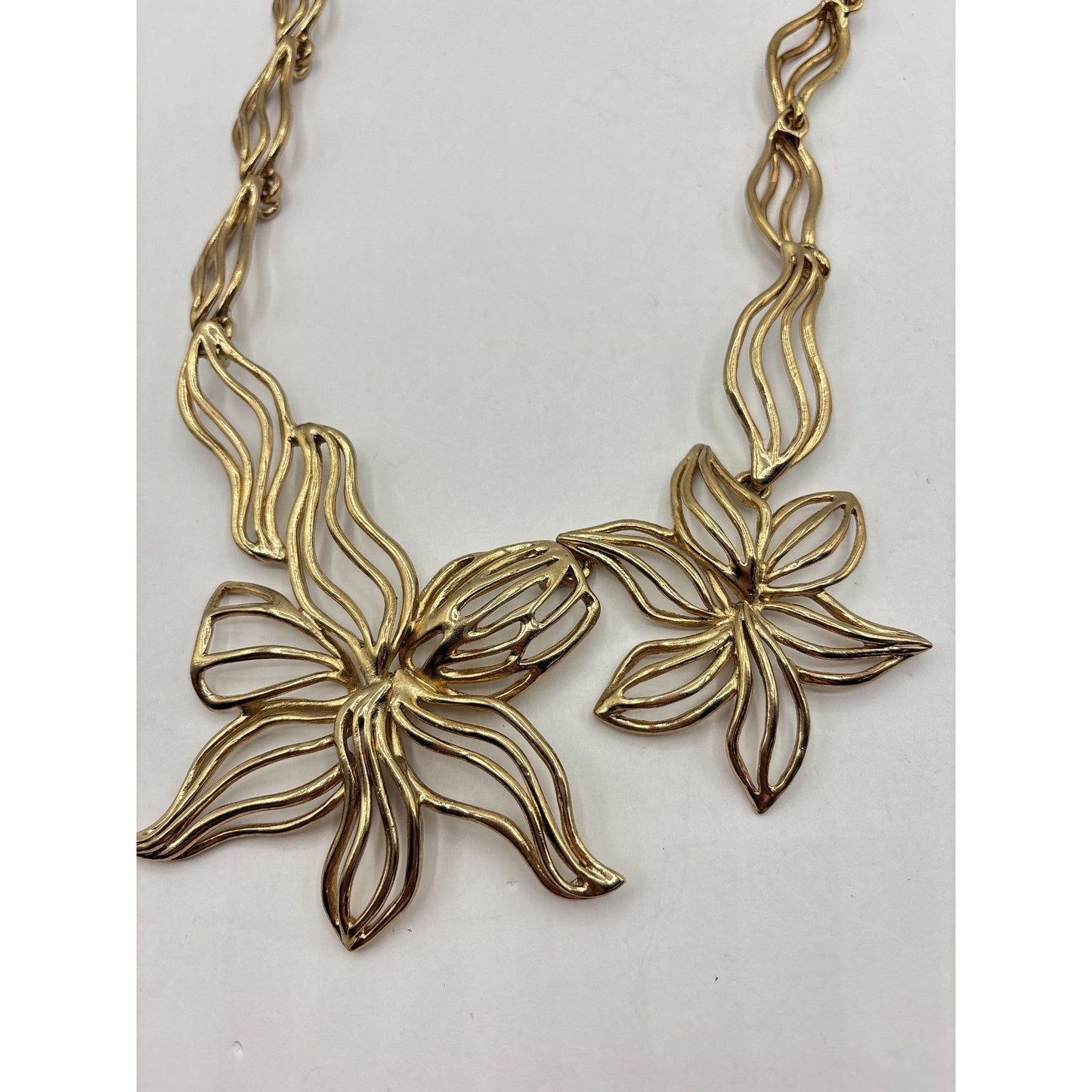 Oscar De La Renta Gold Tone Open Work Flower Necklace