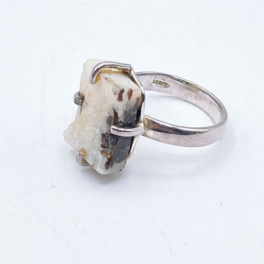 925 Sterling Silver Raw White Stone Ring 8