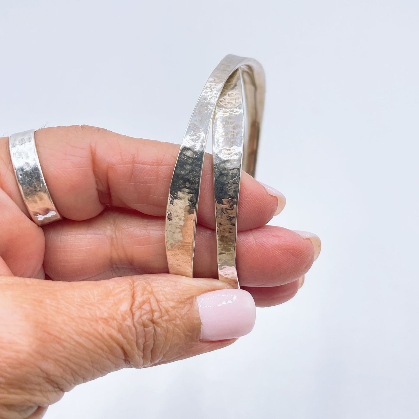 James Avery Vintage 925 Sterling Silver Linked Hammered Bangle Bracelets