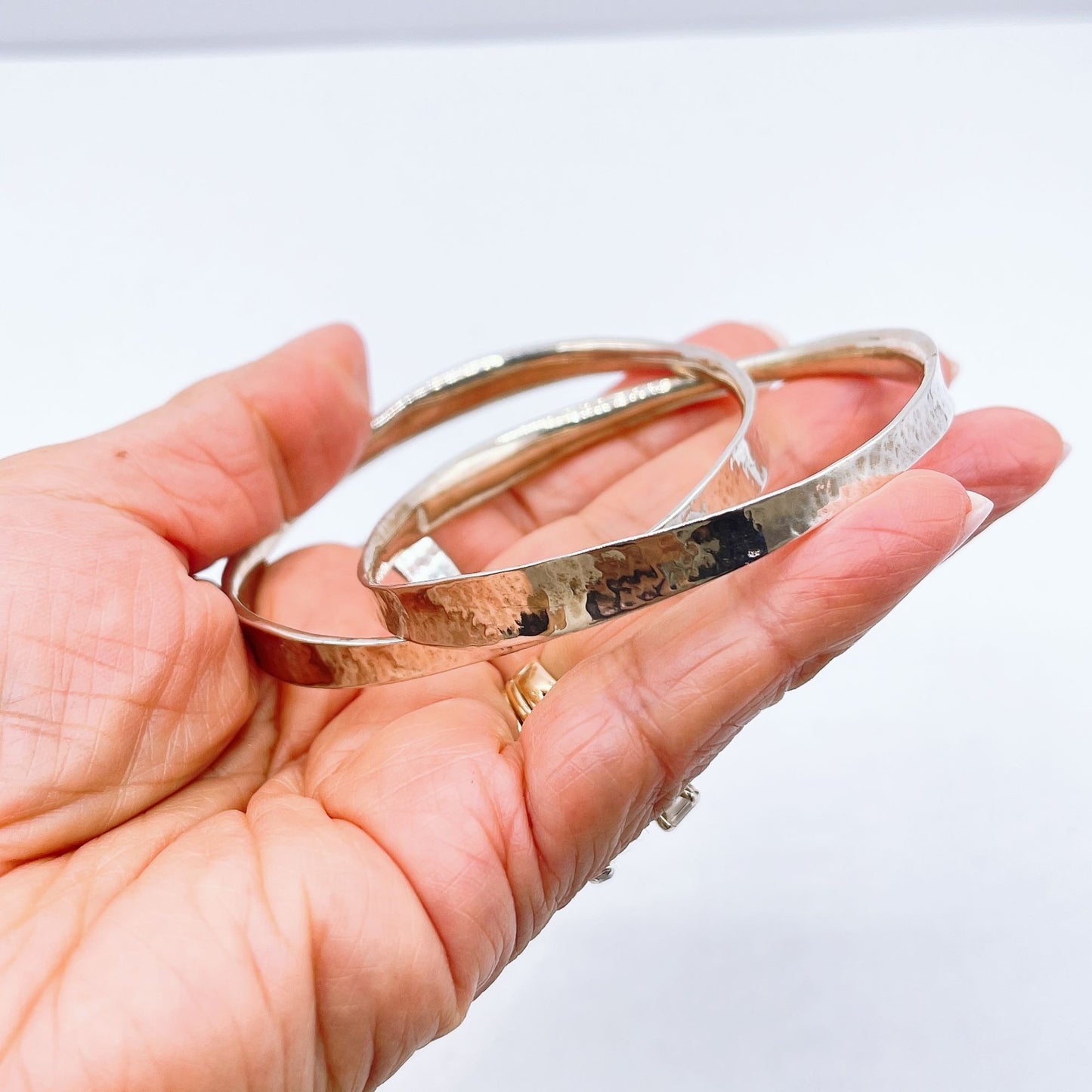 James Avery Vintage 925 Sterling Silver Linked Hammered Bangle Bracelets