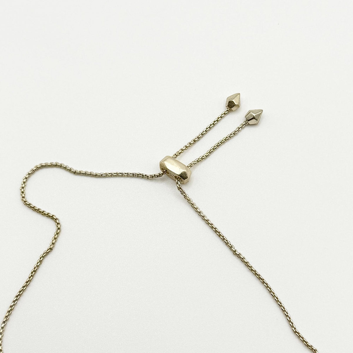 Kendra Scott Olivia Long Pendant Necklace In Maroon Jade