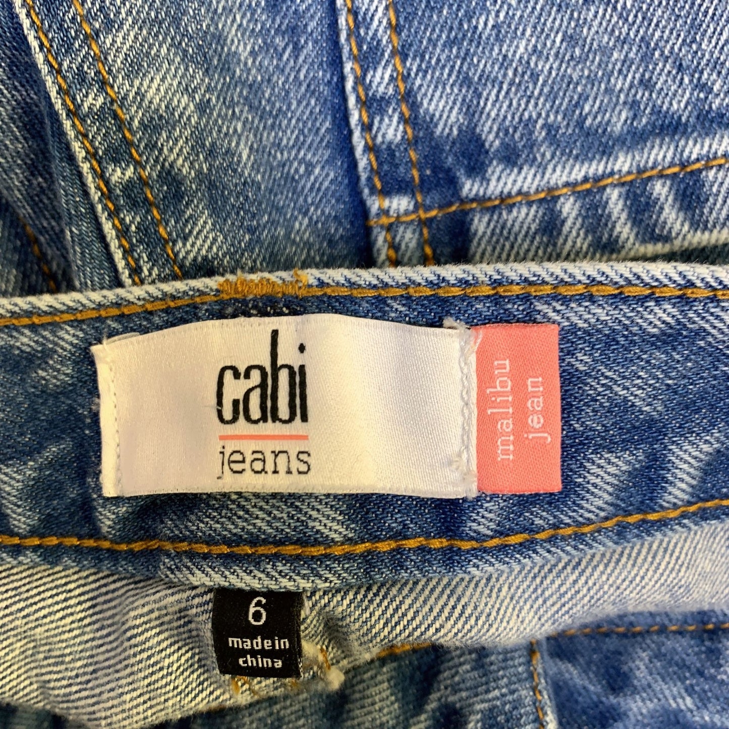 *NWT Cabi Blue Distressed Denim Jeans Size 6