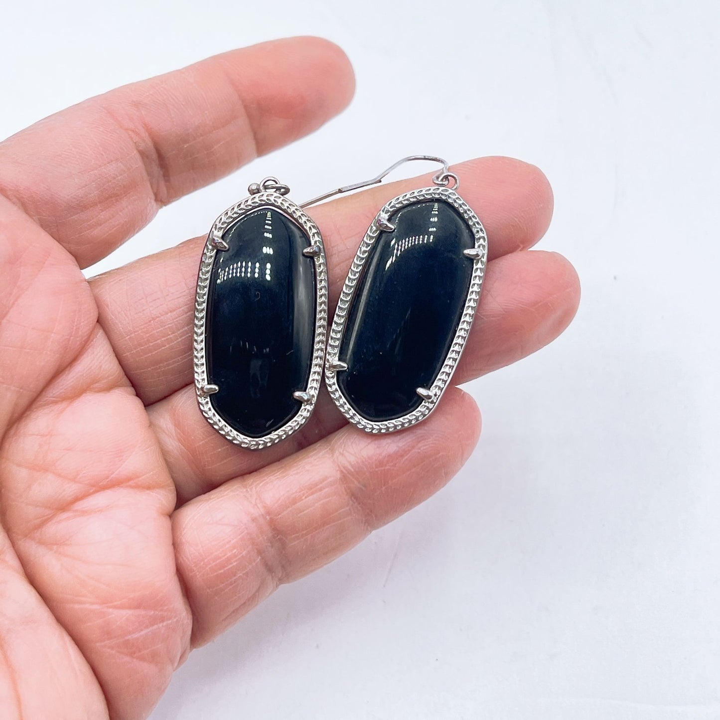 Kendra Scott Elle Silver Drop Earrings With Black Glass Stones