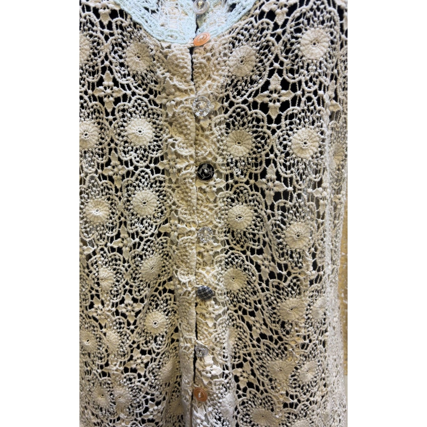 4 Love And Liberty Crochet Lace Button-Up Cardigans L