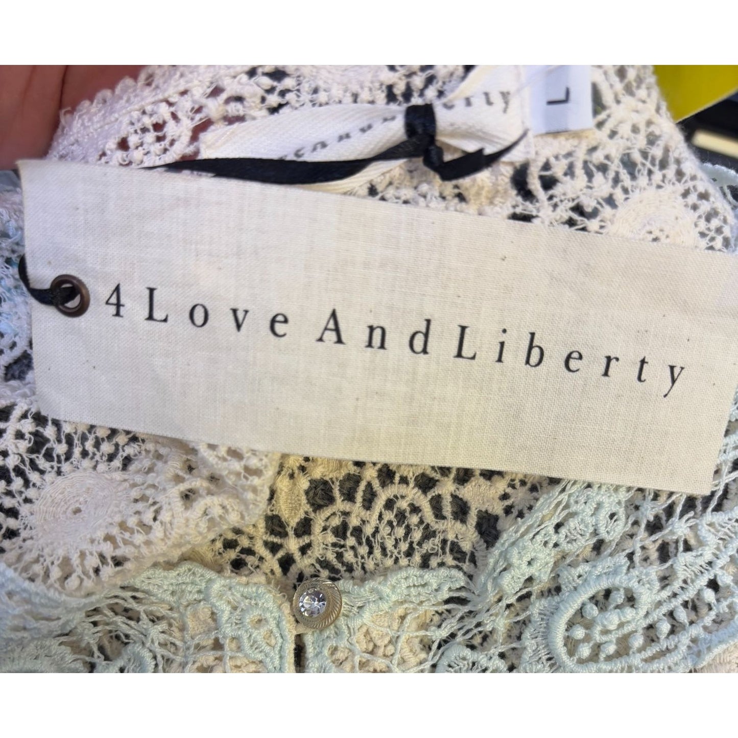 4 Love And Liberty Crochet Lace Button-Up Cardigans L