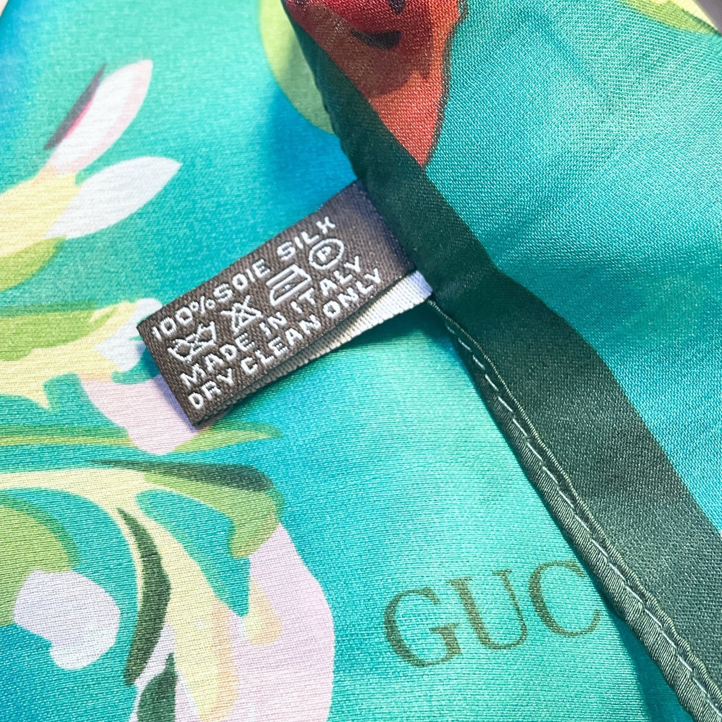 Gucci Floral 100% Silk Scarf Green Pink Design 35" x 70" Rectangle