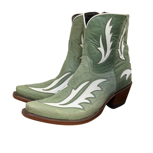 NWOT Azulado Green & White Leather Western Ankle Boots 8