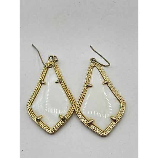 Kendra Scott Elle Gold Drop Earrings In White Pearl