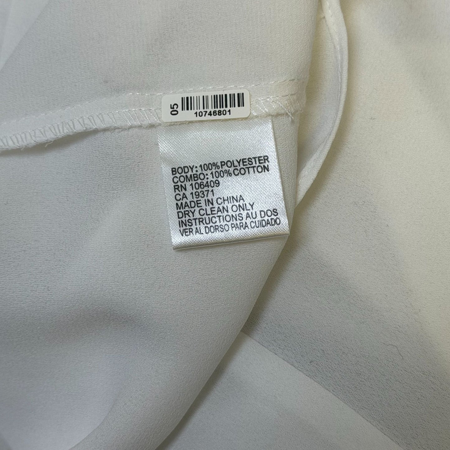 Tahari Arthur S. Levine White Pleated Sleeve Blouse S