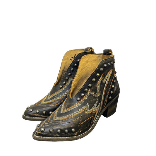 Cirkle G Leather Studded Ankle Booties Brown Size 7.5