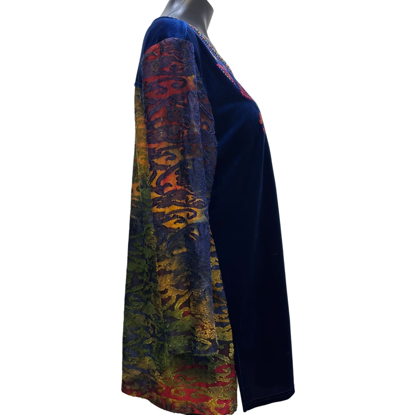 NWT Calessa Blue Embroidered Velour Tunic Top L With Multicolor Long Sleeves