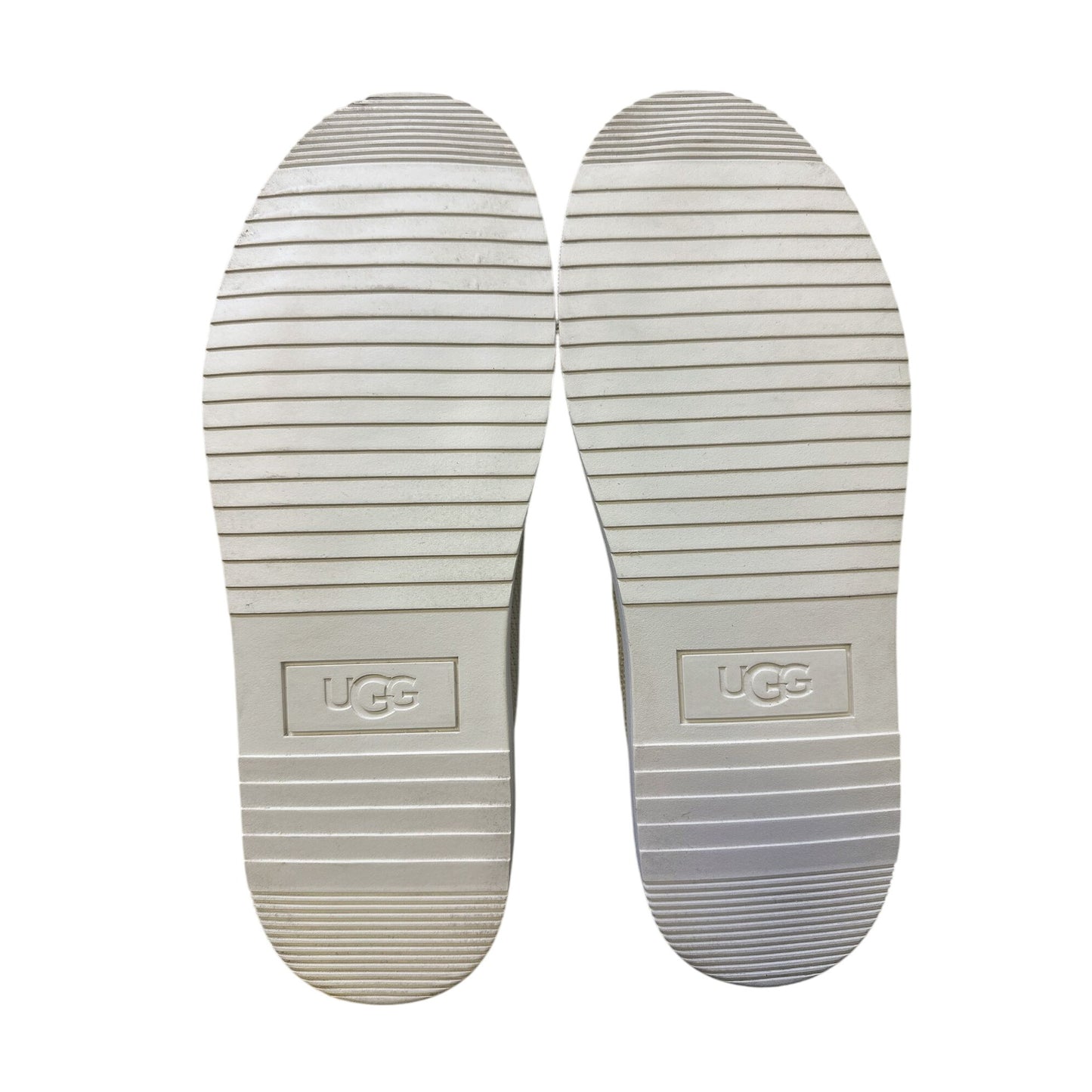 UGG Beige knit upper Slip-On Sneakers Size 8