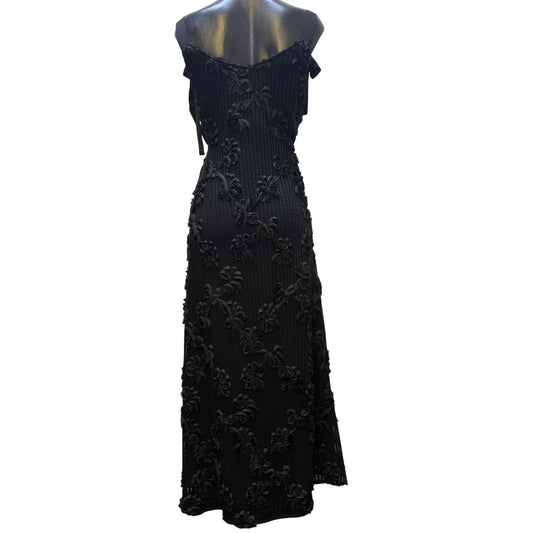 En Saison Ribbon Accent Black Gown L